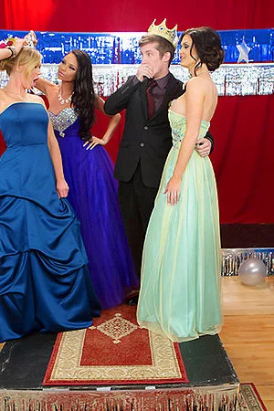 Sensual girls Kendall Karson and Raven Bay enjoy in group sex after celebration