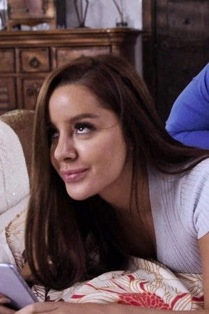 Vanna Bardot gets a good dicking from her best friend's dad