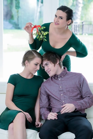 Amazing taboo XXX threesome with Macy Meadows and Penny Barber