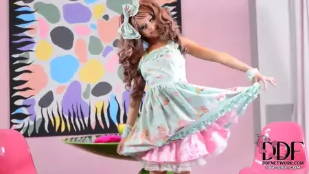 Adorable teen chick Foxi Di is teasing us in that super hot fetish outfit