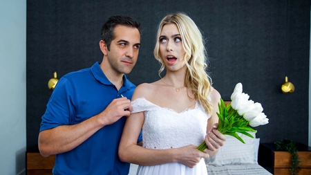 Blonde nympho Jill Kassidy gets pleasantly fucked in bed