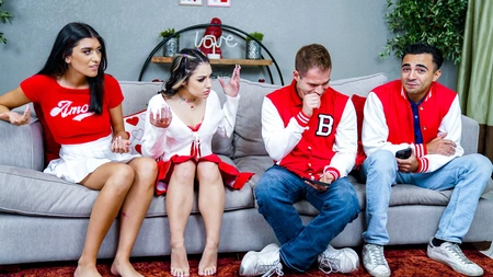 Violet Gems and Aubrey Babcock screwed in the living room