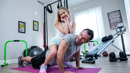 Coco Lovelock gets her pretty showered with messy cum after servicing hard dick