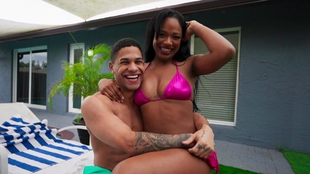 Dark-skinned nympho Brianna Moore gets boned outdoors