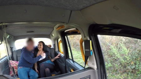 Lavishly tattooed bitch Beth Adams gets eaten out and fucked in the taxi
